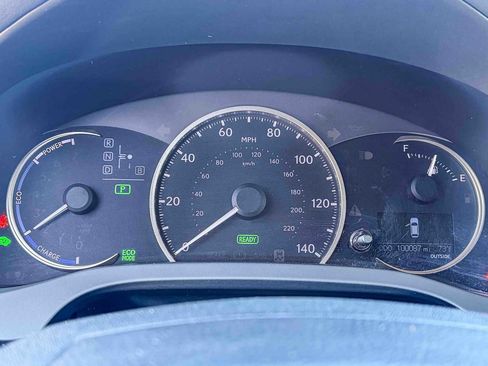 Used 2014 Lexus CT 200h image 22