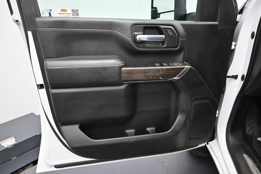 Used 2023 Chevrolet Silverado 2500 LT AWD/4WD image 9