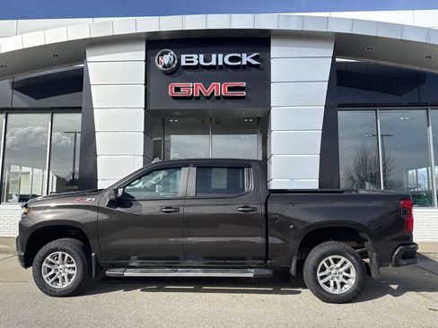 Used 2022 Chevrolet Silverado 1500 RST image 8