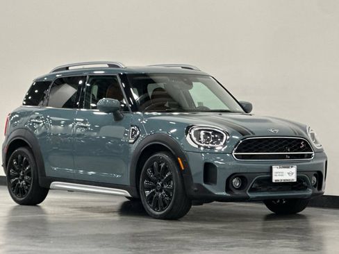 Certified 2024 MINI Cooper Countryman S FWD image 2