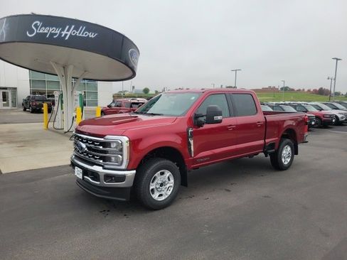 New 2026 Ford F350 XLT image 1