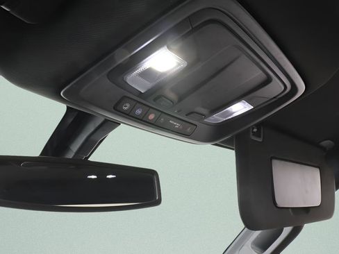 Used 2022 GMC Sierra 2500 AT4 w/ Gooseneck/5TH Wheel Package image 16