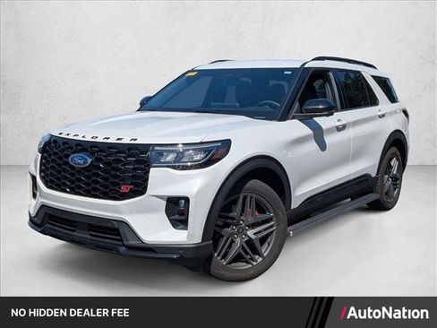 Certified 2025 Ford Explorer ST RWD image 1