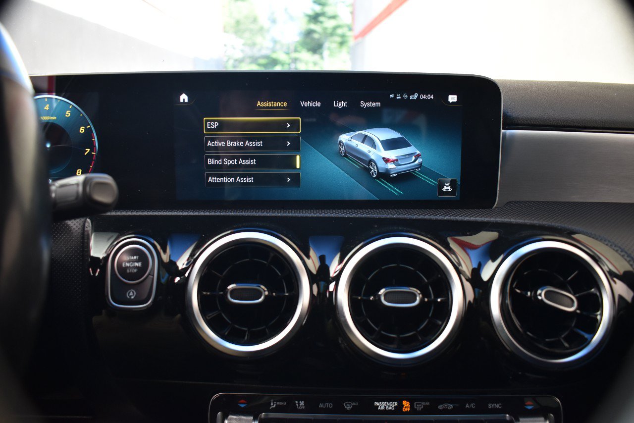 Used 2019 Mercedes-Benz A 220 4MATIC image 31