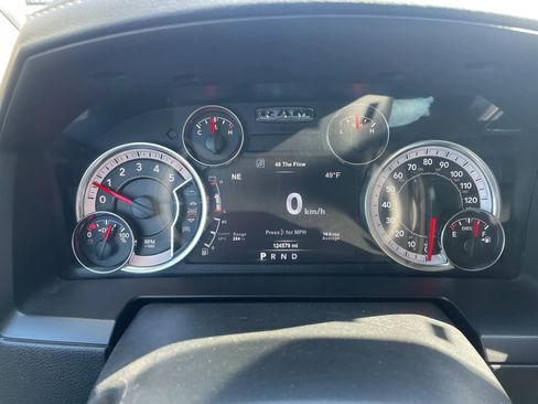 Used 2017 RAM 1500 Laramie w/ Convenience Group image 5