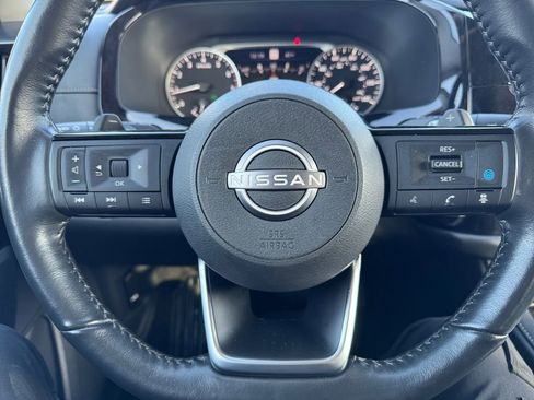 Used 2023 Nissan Pathfinder SL image 33