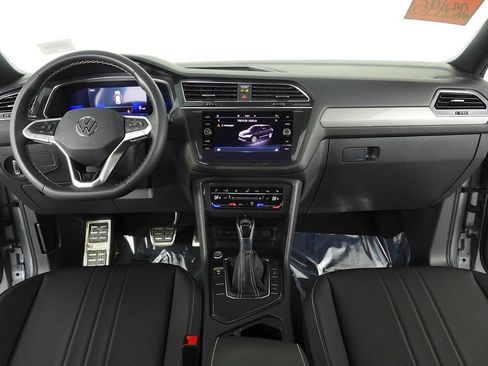 Certified 2023 Volkswagen Tiguan SE R-Line FWD image 25