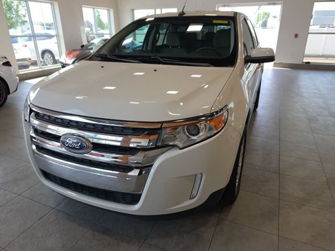 Used 2012 Ford Edge SEL FWD image 2