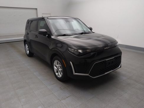 Used 2025 Kia Soul S image 13