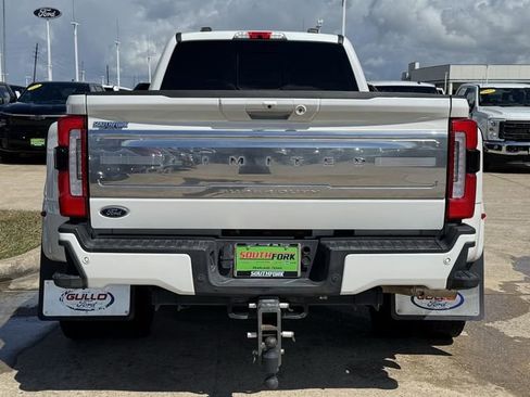 Used 2024 Ford F450 Limited w/ FX4 Off-Road Package image 5