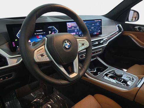 Used 2024 BMW X7 xDrive40i AWD/4WD image 20