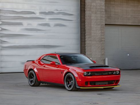 Used 2018 Dodge Challenger SRT Demon image 2
