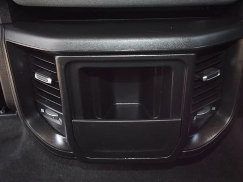Used 2020 RAM 1500 Big Horn AWD/4WD image 35