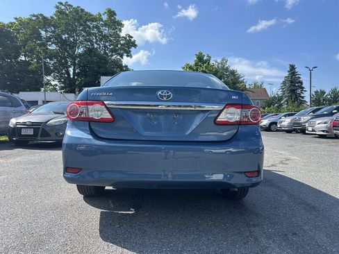 Used 2013 Toyota Corolla LE FWD image 5