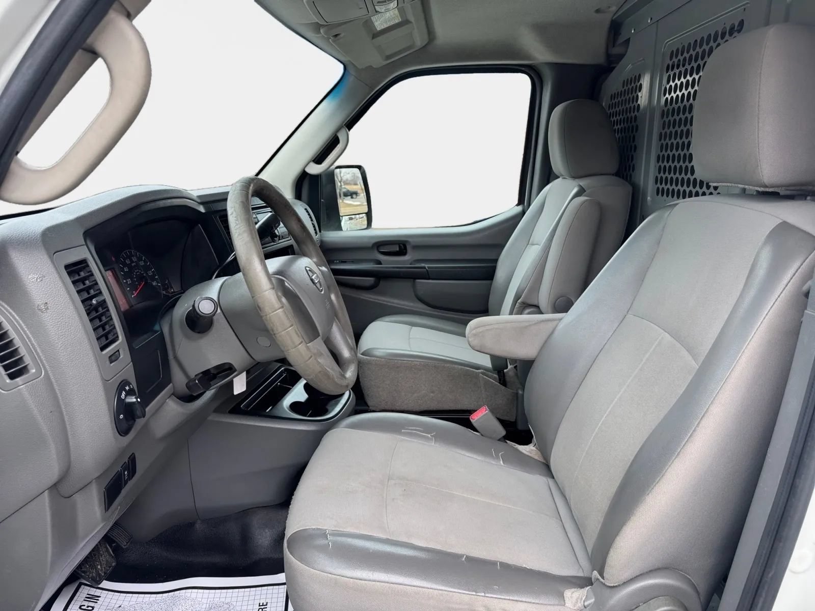 Used 2014 Nissan NV 1500 S w/ Power Basic Package RWD image 9