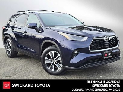 Used 2023 Toyota Highlander XLE