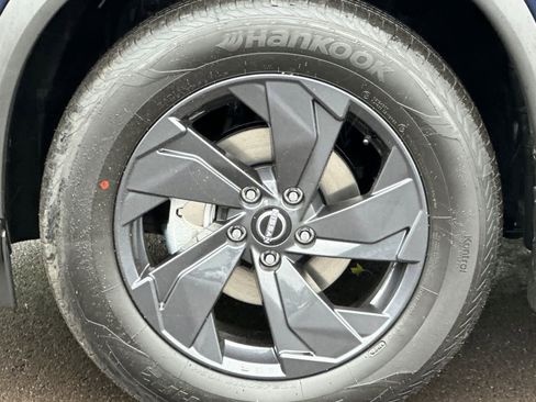 New 2026 Nissan Rogue SV AWD/4WD image 24