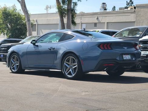 Used 2026 Ford Mustang Coupe RWD image 2