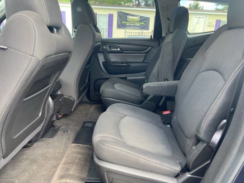Used 2016 Chevrolet Traverse LT w/ Style and Technology Package AWD/4WD image 12