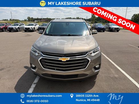 Used 2018 Chevrolet Traverse Premier AWD/4WD image 2