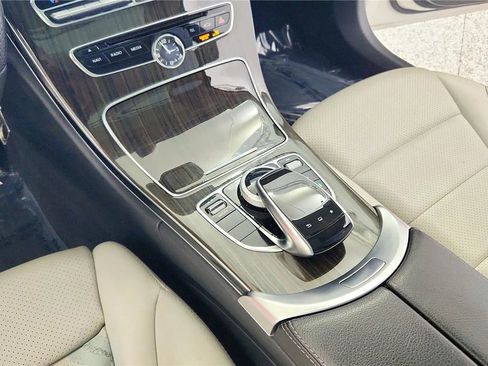Used 2015 Mercedes-Benz C 300 4MATIC Sedan image 34