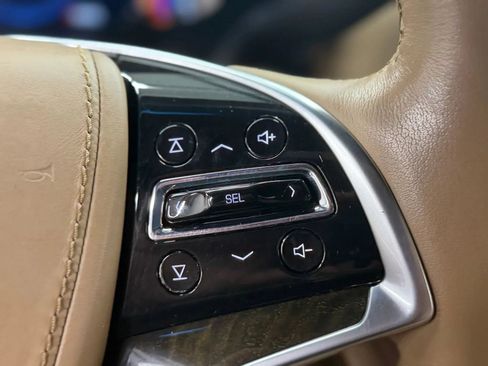 Used 2019 Cadillac Escalade Platinum AWD/4WD image 29