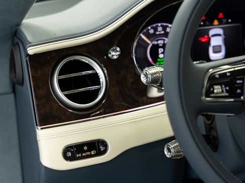 New 2026 Bentley Continental GT AWD/4WD image 31