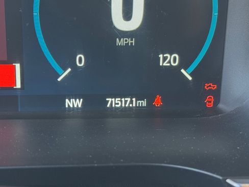 Used 2022 Ford F150 Platinum w/ Equipment Group 701A High image 11