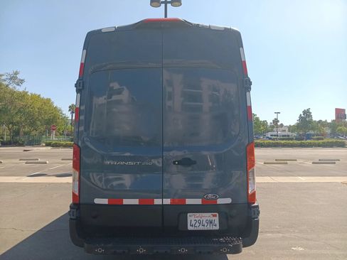 Used 2019 Ford Transit 250 148 High Roof Extended RWD image 8
