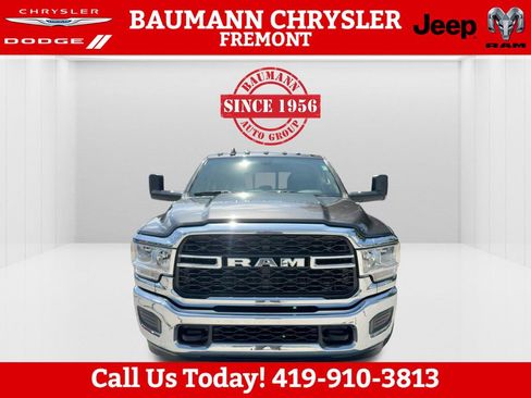 Used 2020 RAM 3500 Tradesman image 11