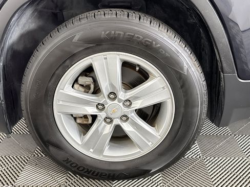 Used 2021 Chevrolet Trax LT AWD/4WD image 35