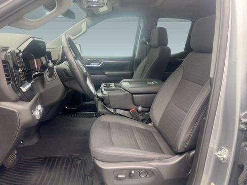 Used 2025 GMC Sierra 1500 Elevation image 21