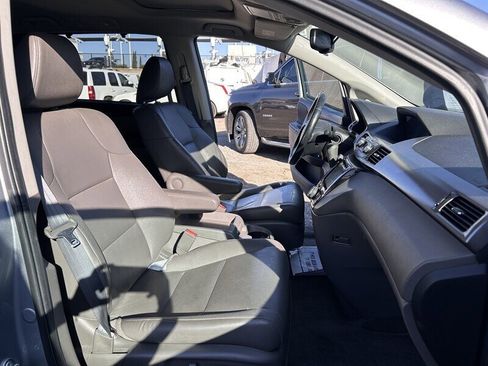 Used 2016 Honda Odyssey EX-L image 39