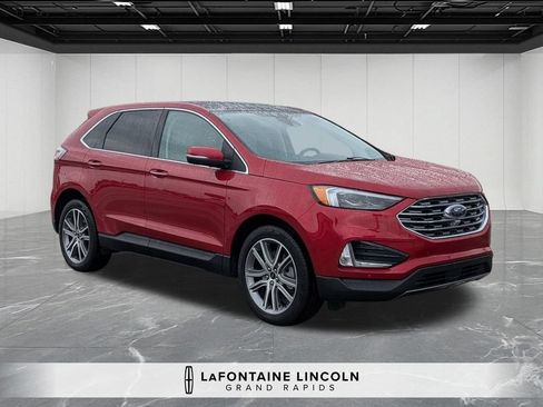 Used 2024 Ford Edge Titanium w/ Equipment Group 301A AWD/4WD image 7