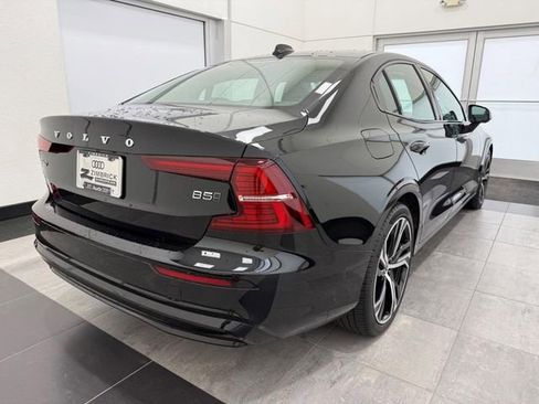 Used 2024 Volvo S60 B5 Ultimate w/ Climate Package AWD/4WD image 2