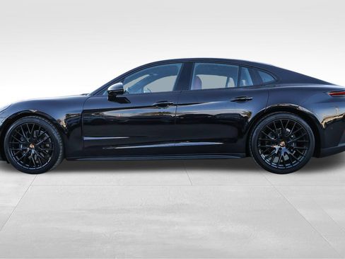 Used 2026 Porsche Panamera RWD image 7