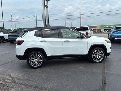 Used 2022 Jeep Compass Limited w/ Elite Group AWD/4WD image 6