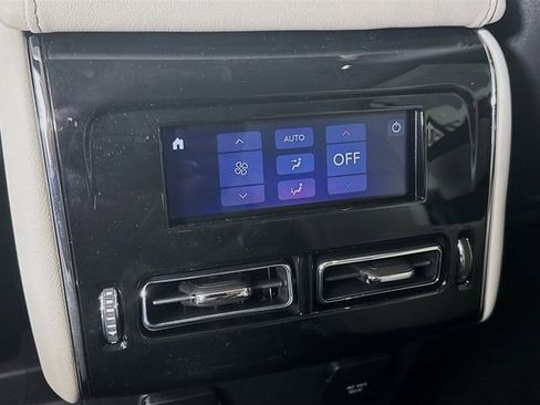 New 2026 Lincoln Aviator AWD image 27