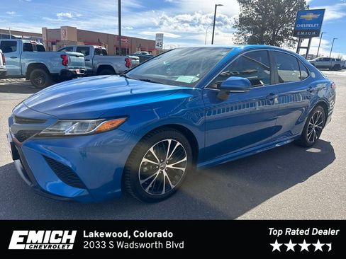 Used 2019 Toyota Camry SE w/ Audio Package image 1