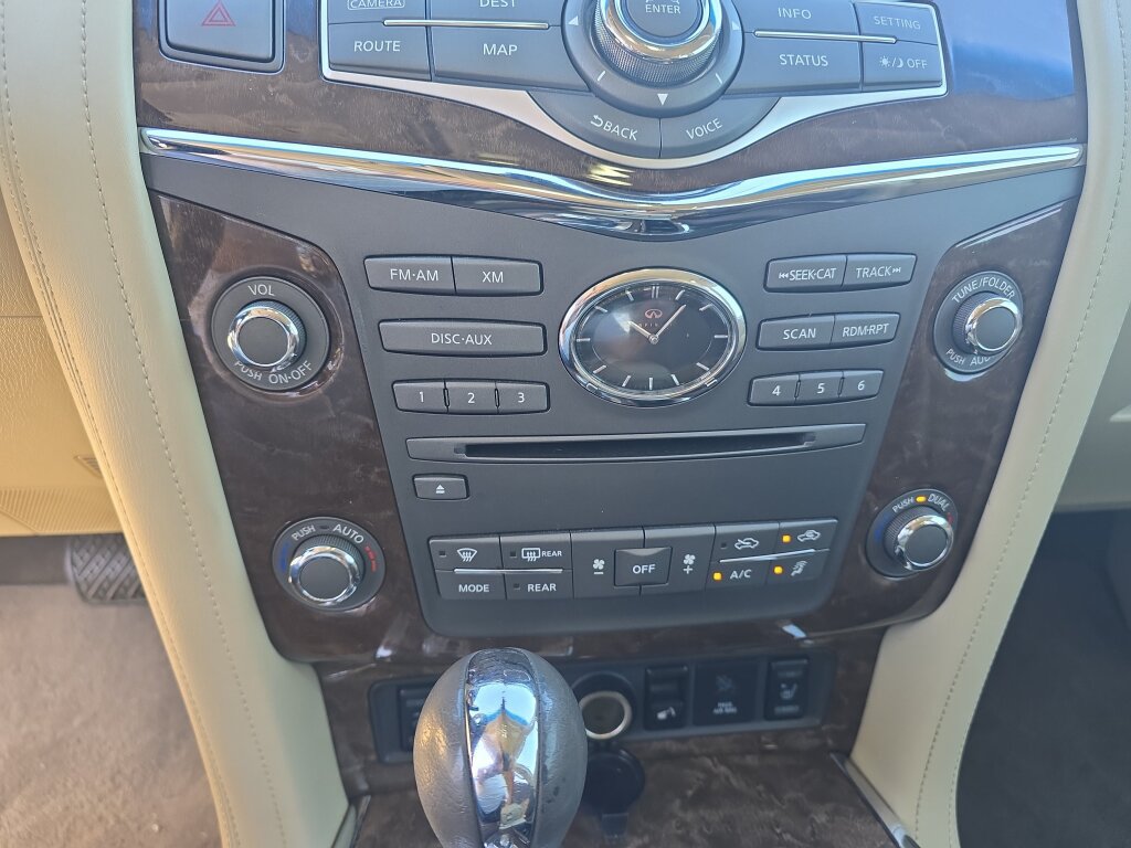 Used 2017 INFINITI QX80 4WD w/ Driver Assistance Package image 22