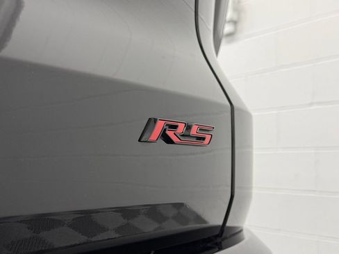 Used 2024 Chevrolet Traverse RS w/ LPO, Floor Liner Package image 9