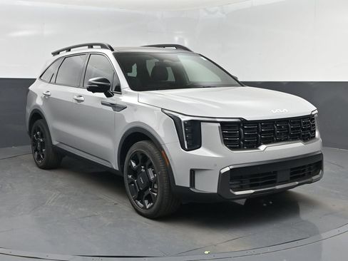 Certified 2024 Kia Sorento SX Prestige AWD/4WD image 8