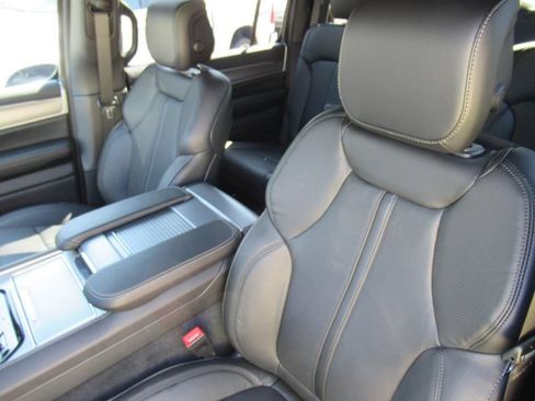 New 2026 Jeep Grand Wagoneer 4WD w/ Quick Order Packge 29V Upland image 17