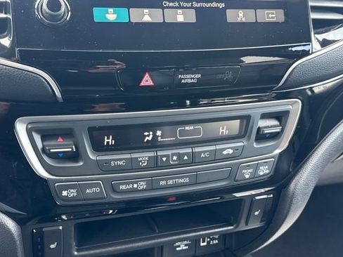 Certified 2019 Honda Passport Touring image 11