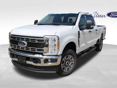 New 2025 Ford F250 XLT w/ FX4 Off-Road Package