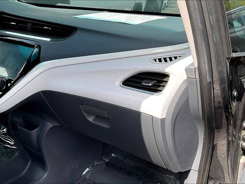 Used 2017 Chevrolet Bolt Premier w/ Driver Confidence II Package image 15