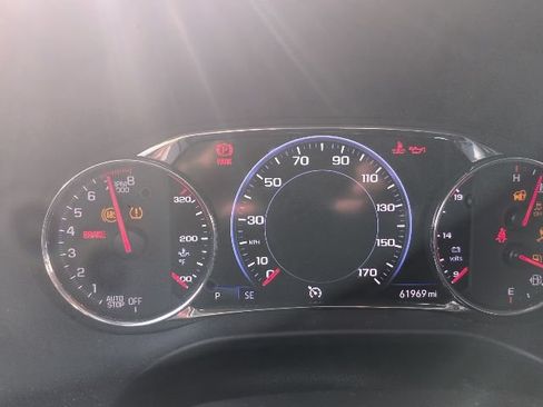 Used 2023 GMC Acadia AT4 w/ Technology Package AWD/4WD image 11