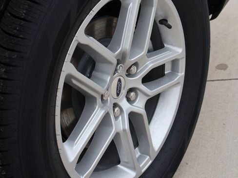 New 2026 Ford Explorer Active image 41