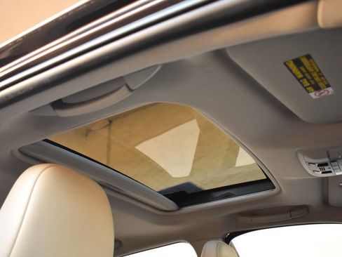 Used 2012 Lexus CT 200h Premium image 21