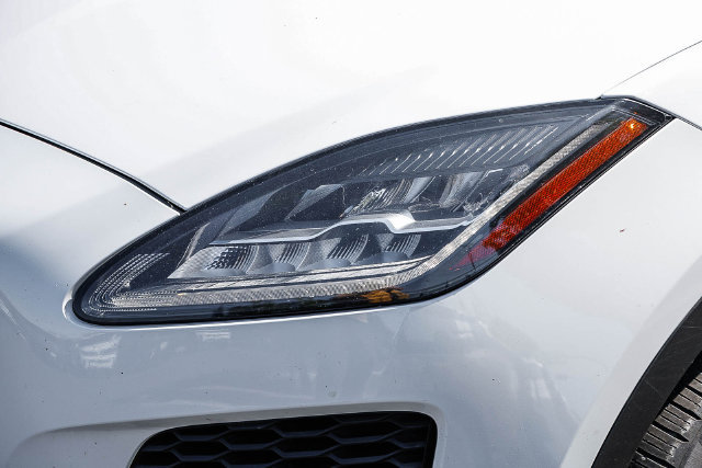 Used 2018 Jaguar E-PACE SE AWD/4WD image 8